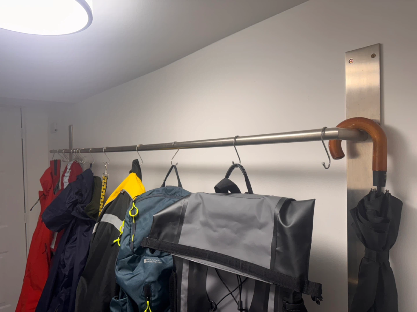 Wall Mounted Clothes Rack - photo 4