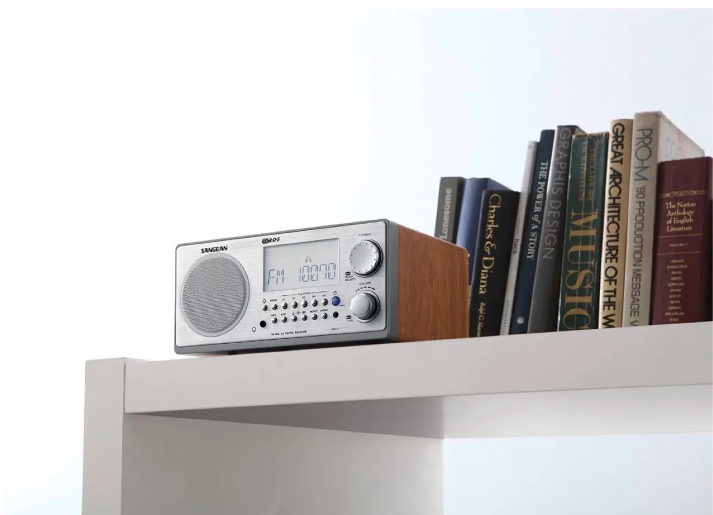 Sangean WR-2 Walnut Finish Digital Tuning Radio - NEW image indicator(5)