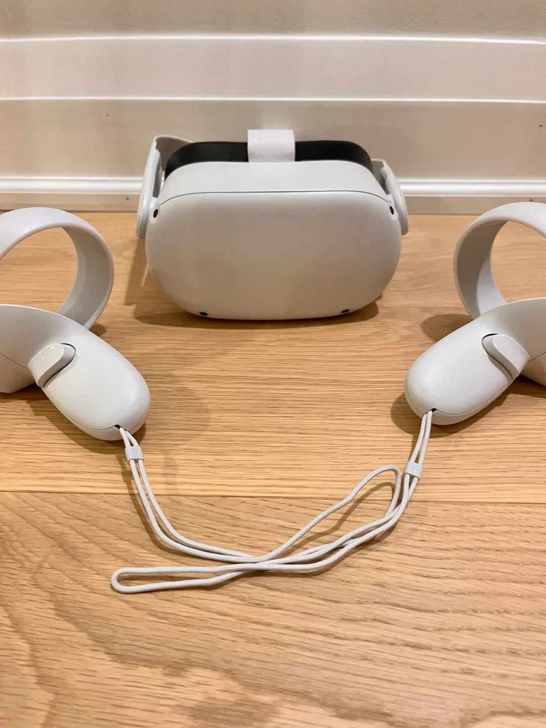 Meta Quest 2 VR Headset image indicator(10)