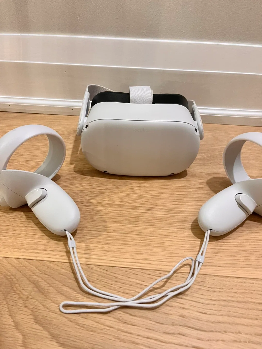 Meta Quest 2 VR Headset image indicator(9)