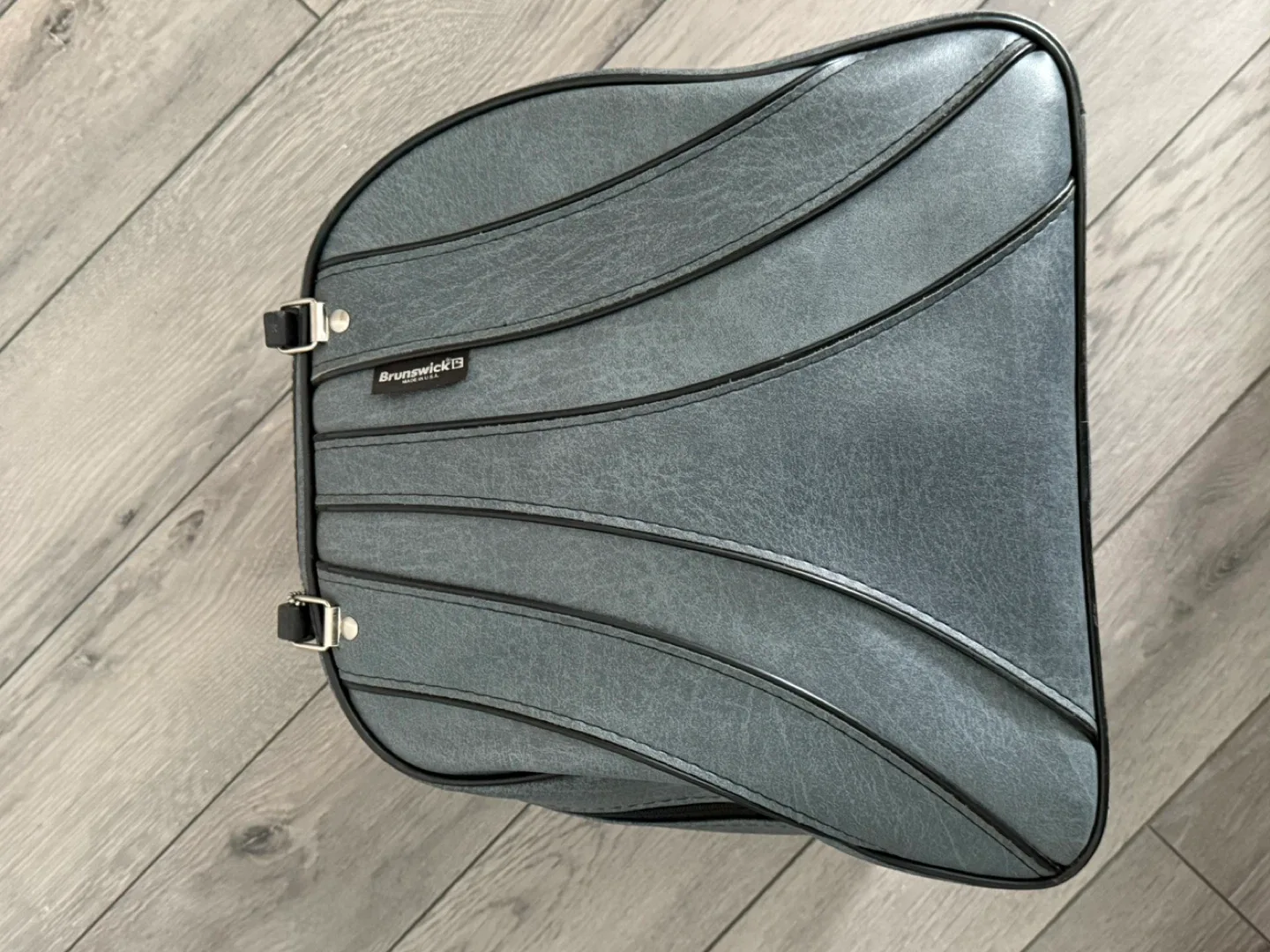 Brunswick Bowling Ball Bag thumbnail