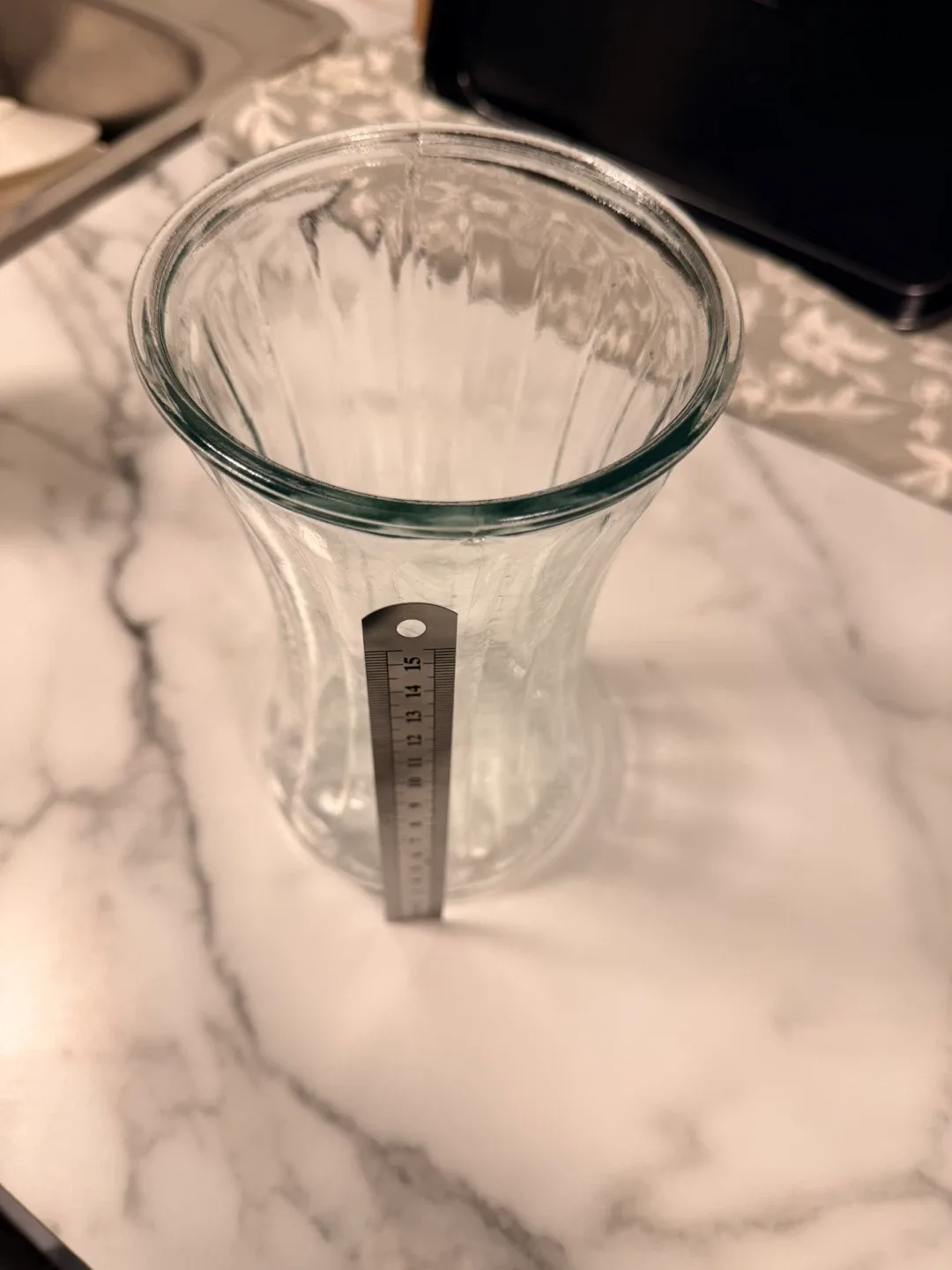 Glass Vase thumbnail