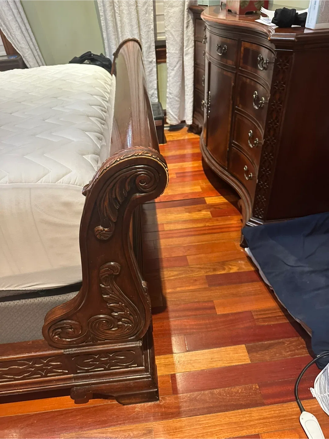 Queen Size Bed Frame - Dark Wood image indicator(3)