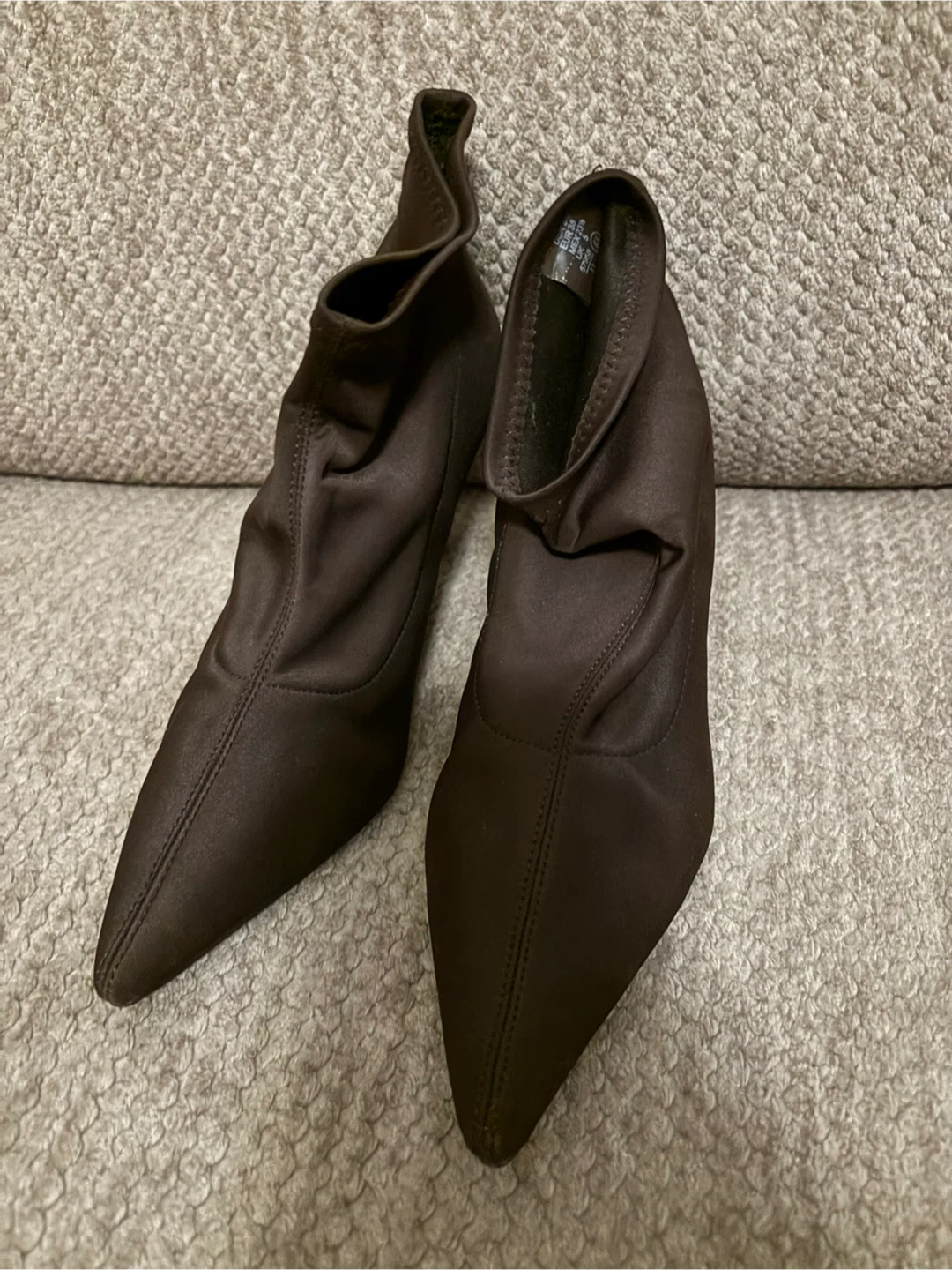 Prediction Brown fabric Heeled Booties Size 6 1/2 - photo 2