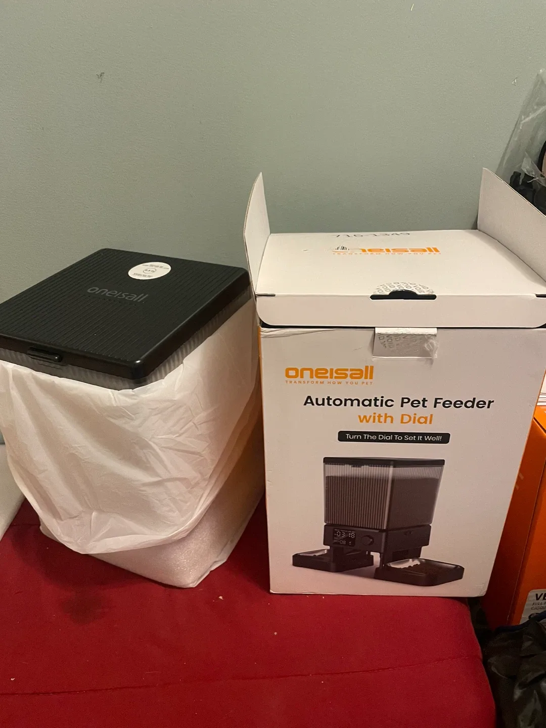 Oneisall Automatic Pet Feeder with Dial - New in Box! image indicator(2)