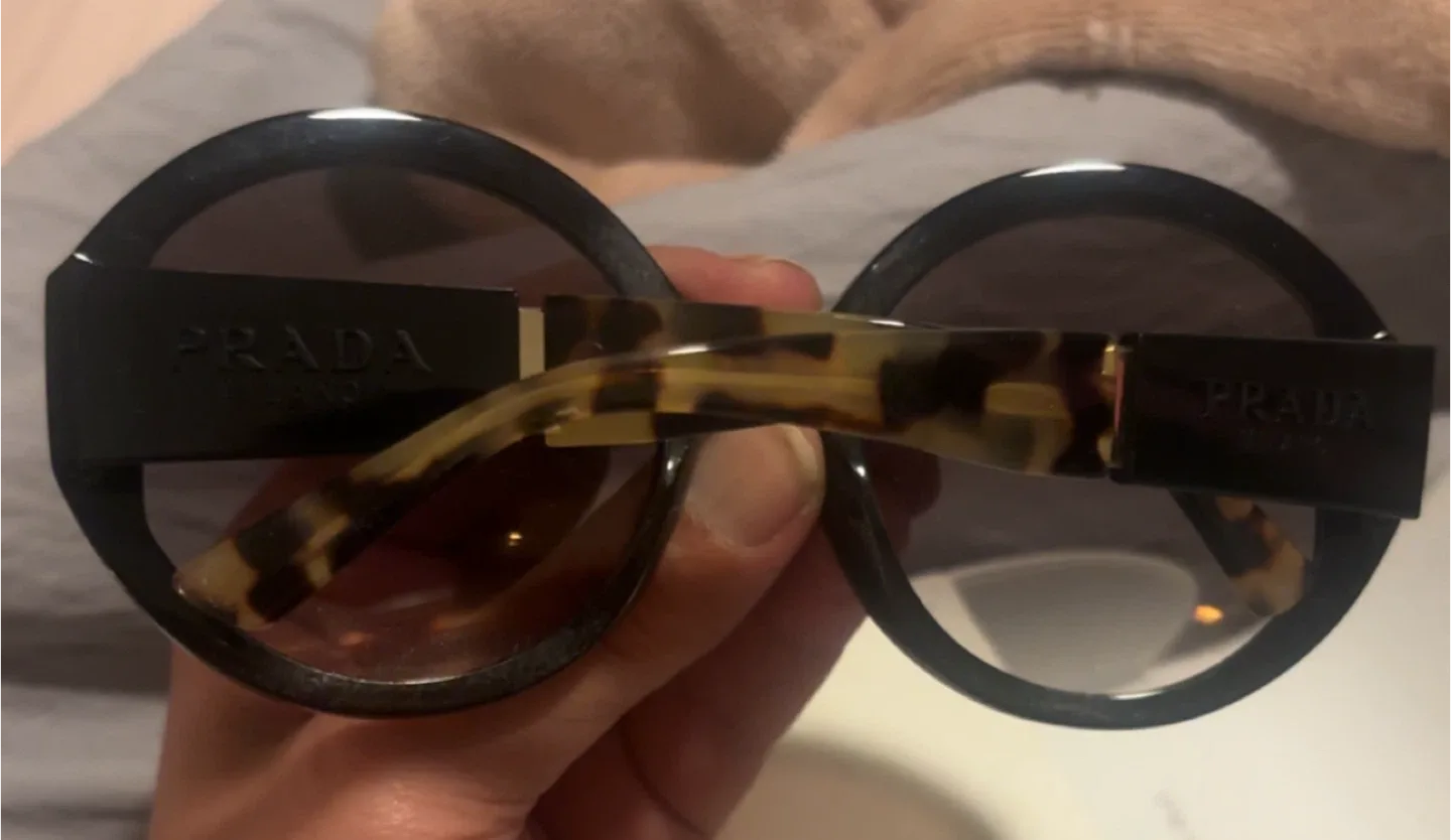 Prada PR 22XS Black Tortoise Sunglasses image indicator(4)