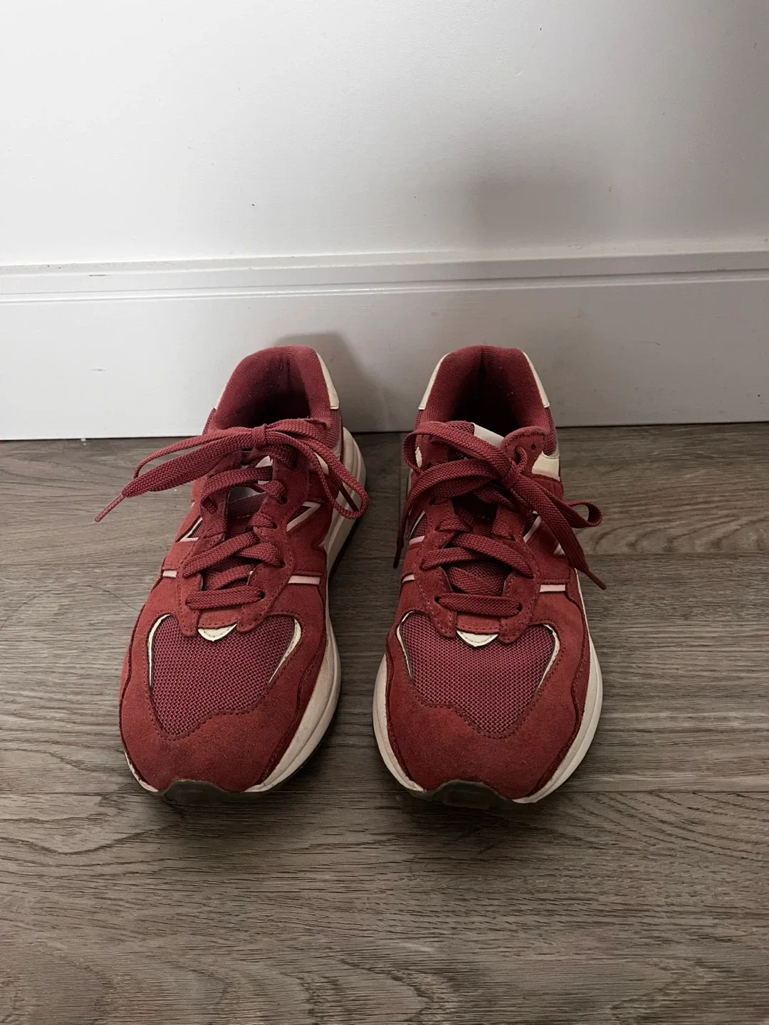 New Balance 57/40 women’s Burgundy Sneakers image indicator(3)