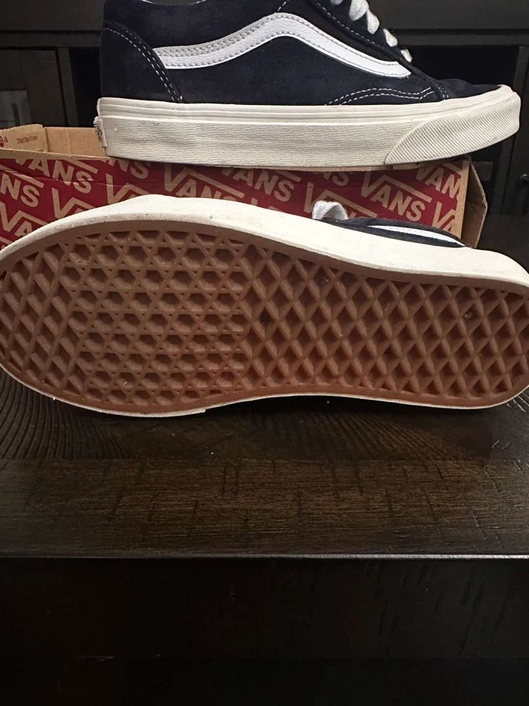 Vans Old Skool (Pig Suede) - Men's US 5.5 image indicator(3)