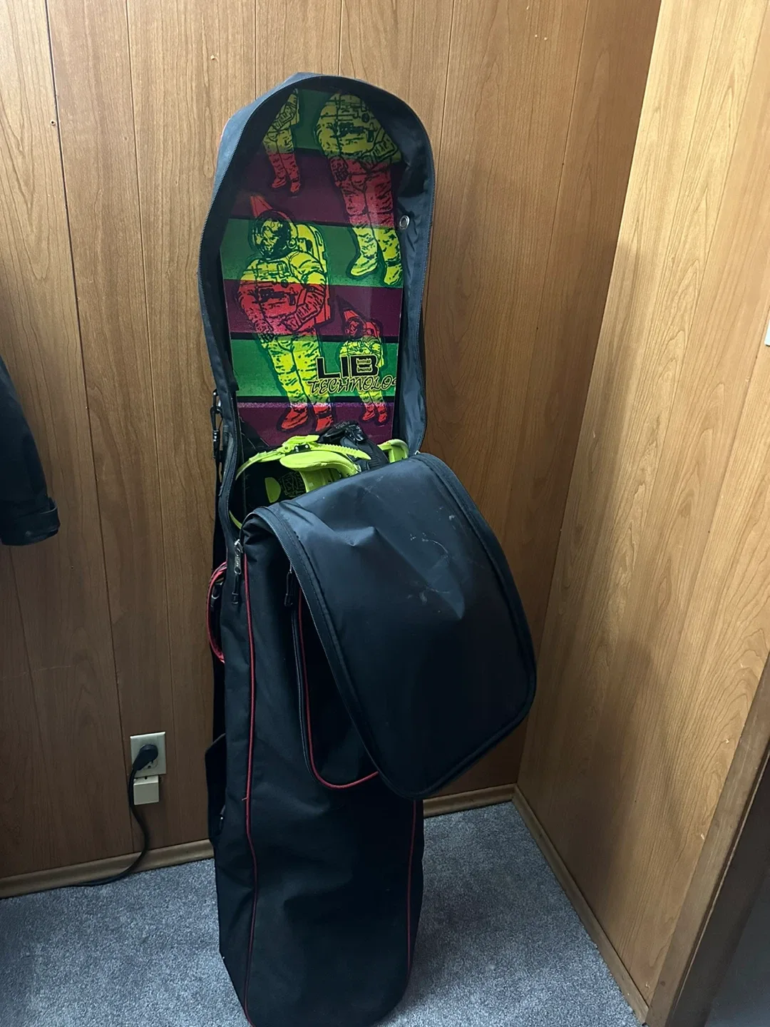 Lib Tech 1986 Snow Mullet BTX Banana Rocker Snowboard 2011 image indicator(2)