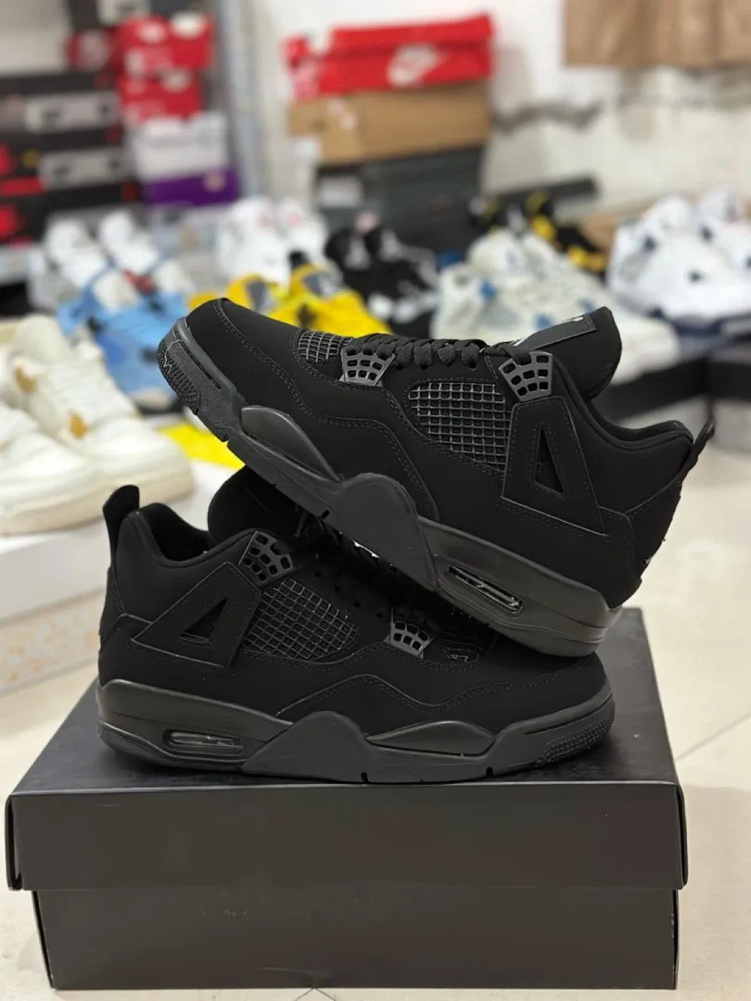 Air Jordan 4 Retro Sneakers image indicator(10)