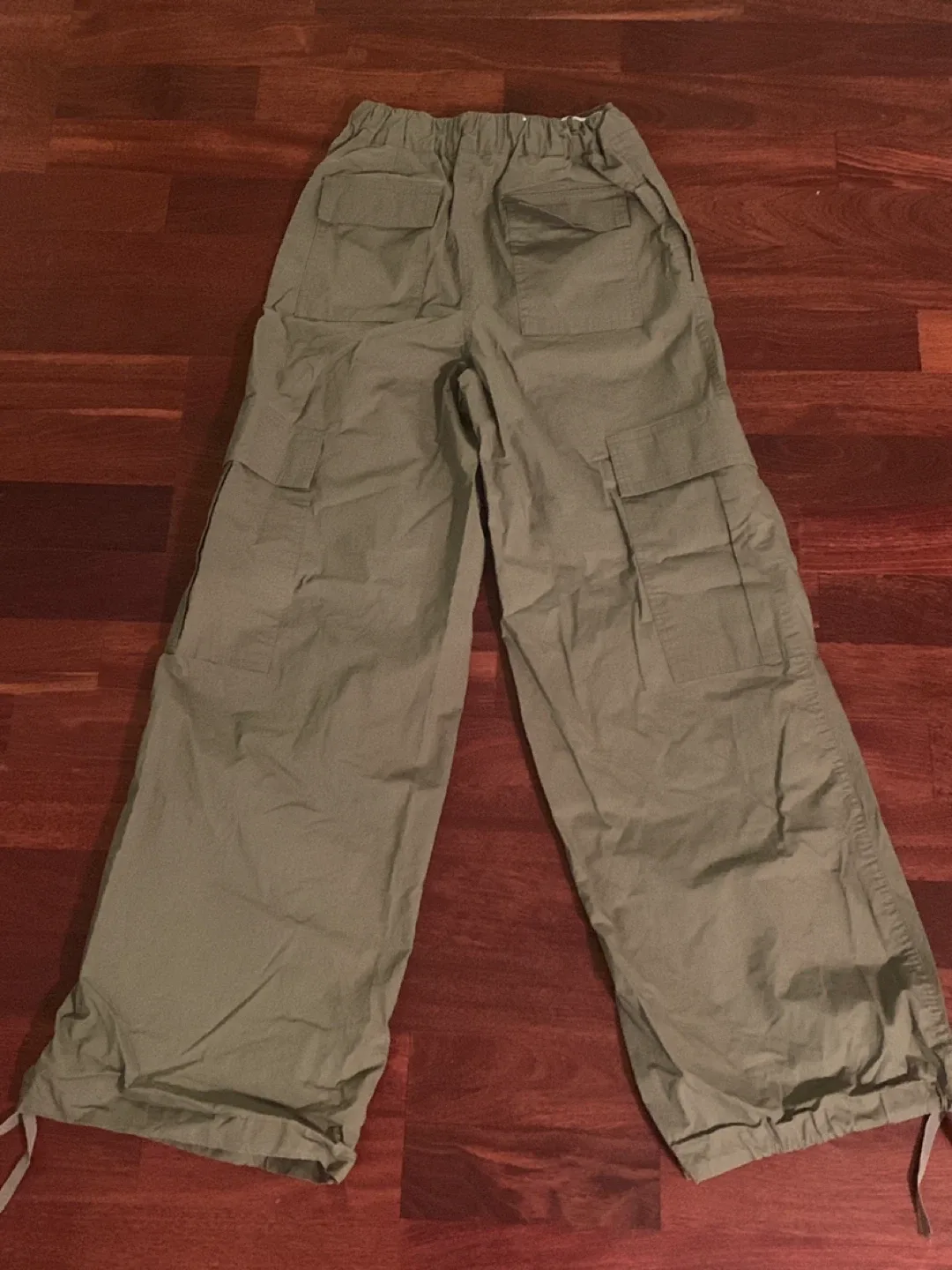 Olive Green JJXX Cargo Pants image indicator(2)