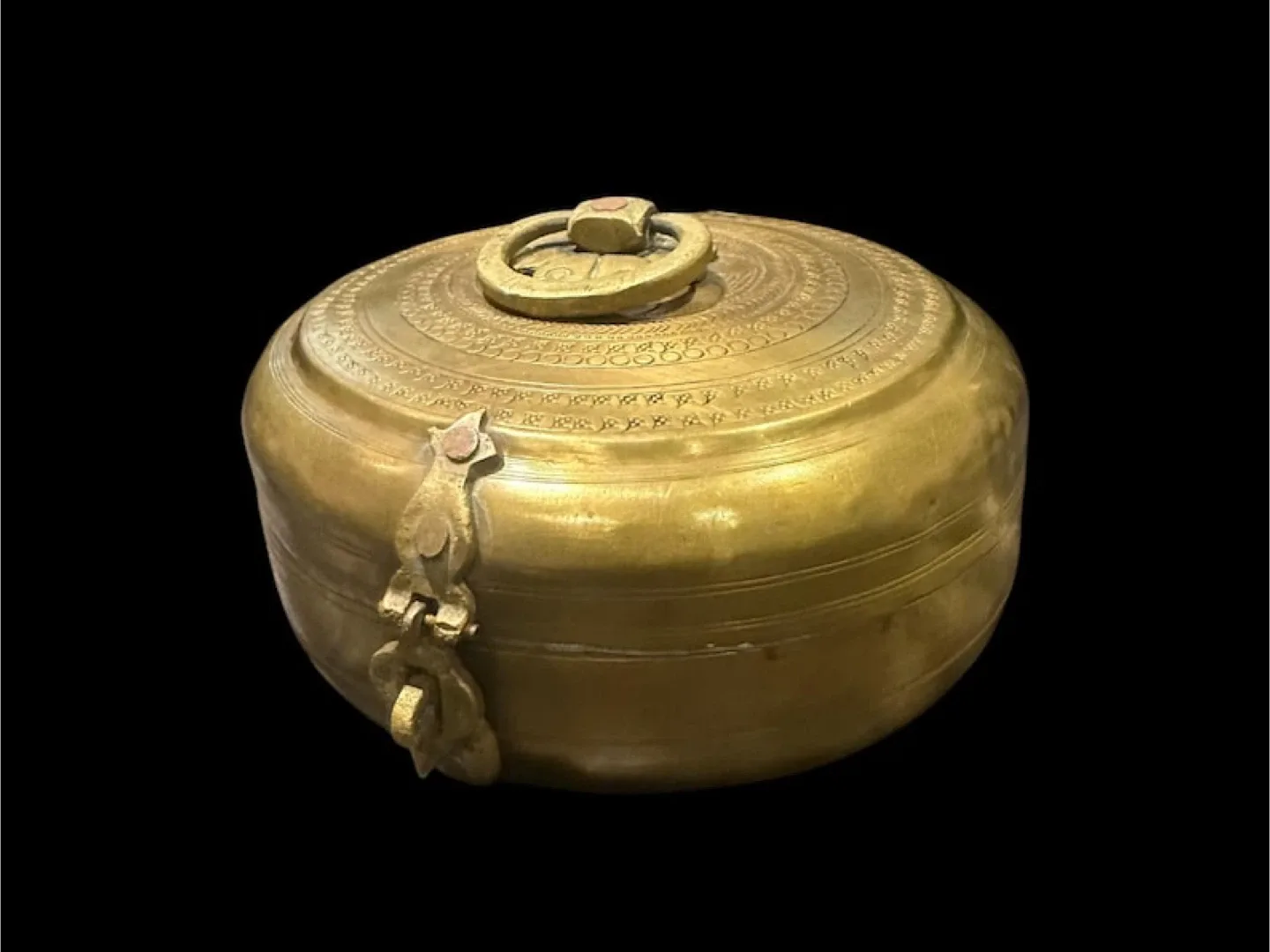 Vintage Brass Chapati Box: Indian Kitchenware, Collectible Decor image indicator(4)