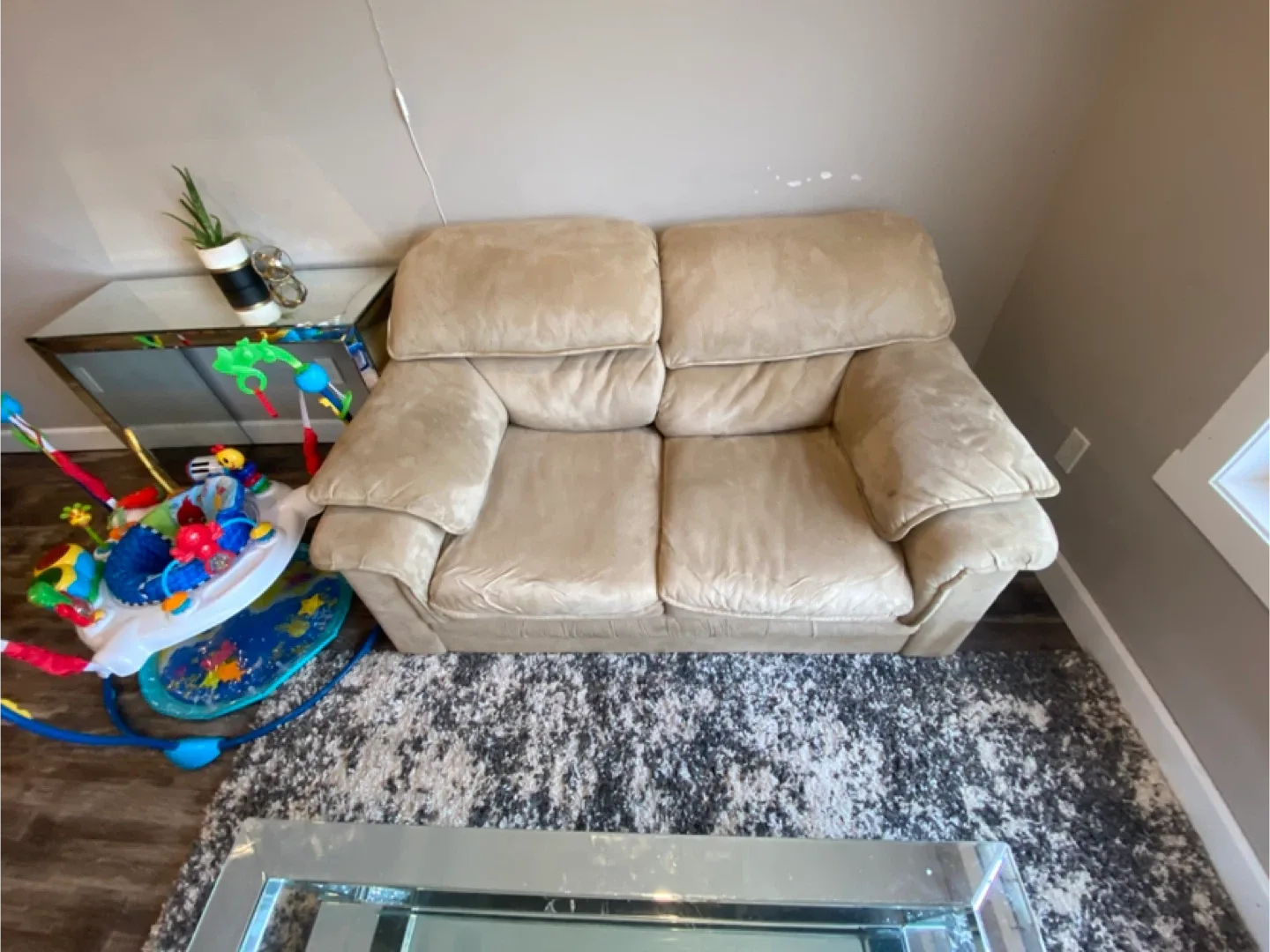 Ashley furniture loveseat image indicator(2)