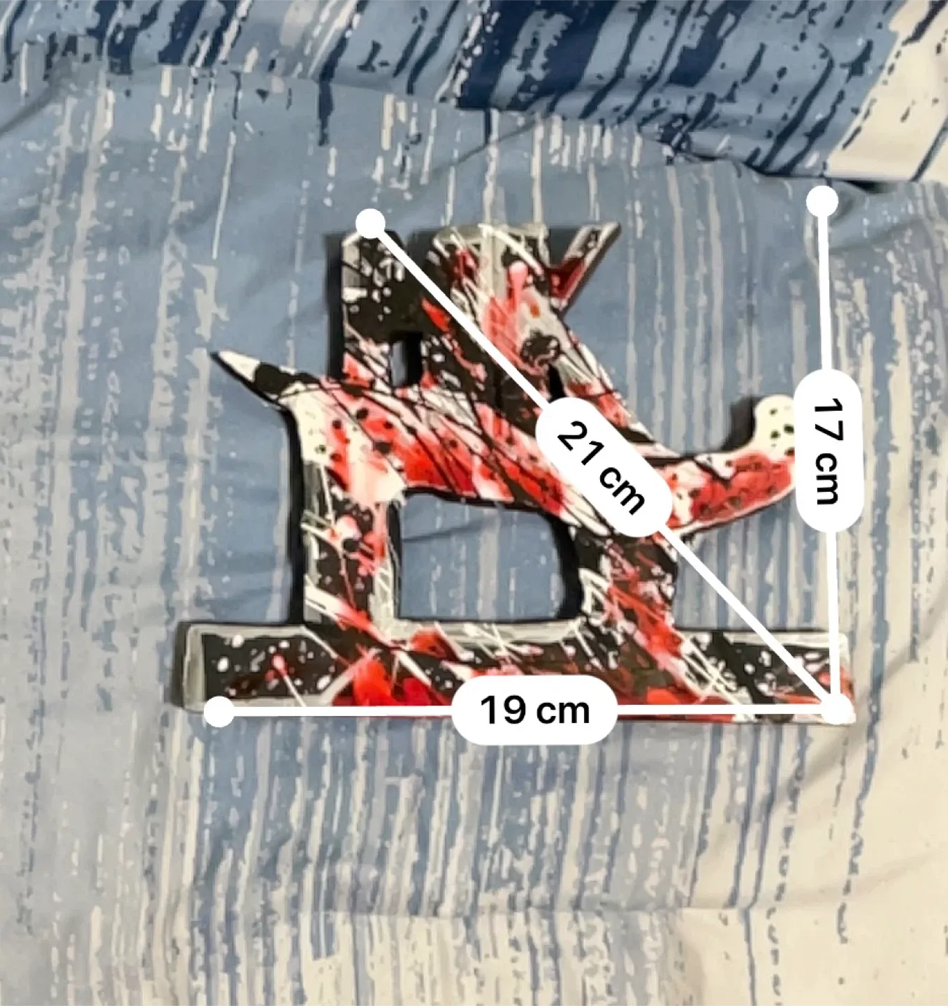 Abstract Letter R Art Decor image indicator(2)