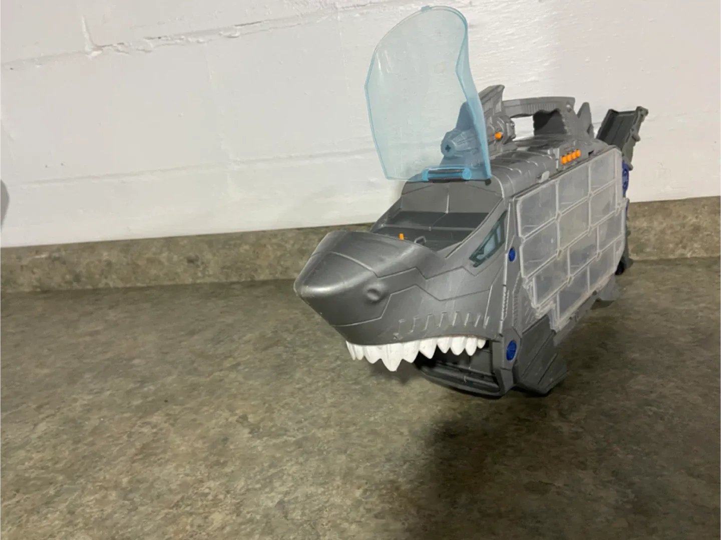 Car holder toy image indicator(2)