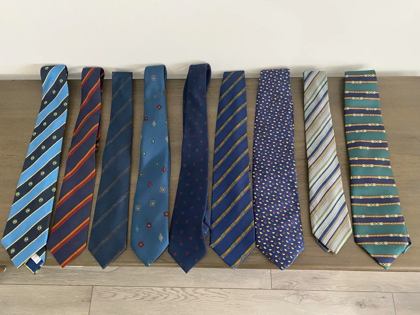 Men's Vintage Designer Ties - Bundle thumbnail