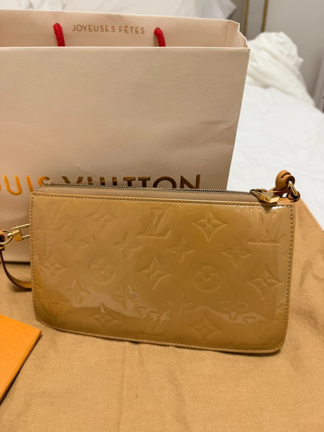 Pre-Owned Louis Vuitton Lexington Leather Handbag - photo 5