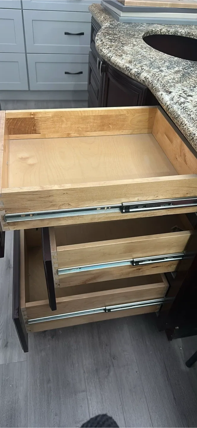 Cabinet with Drawers - Burgundy image indicator(4)