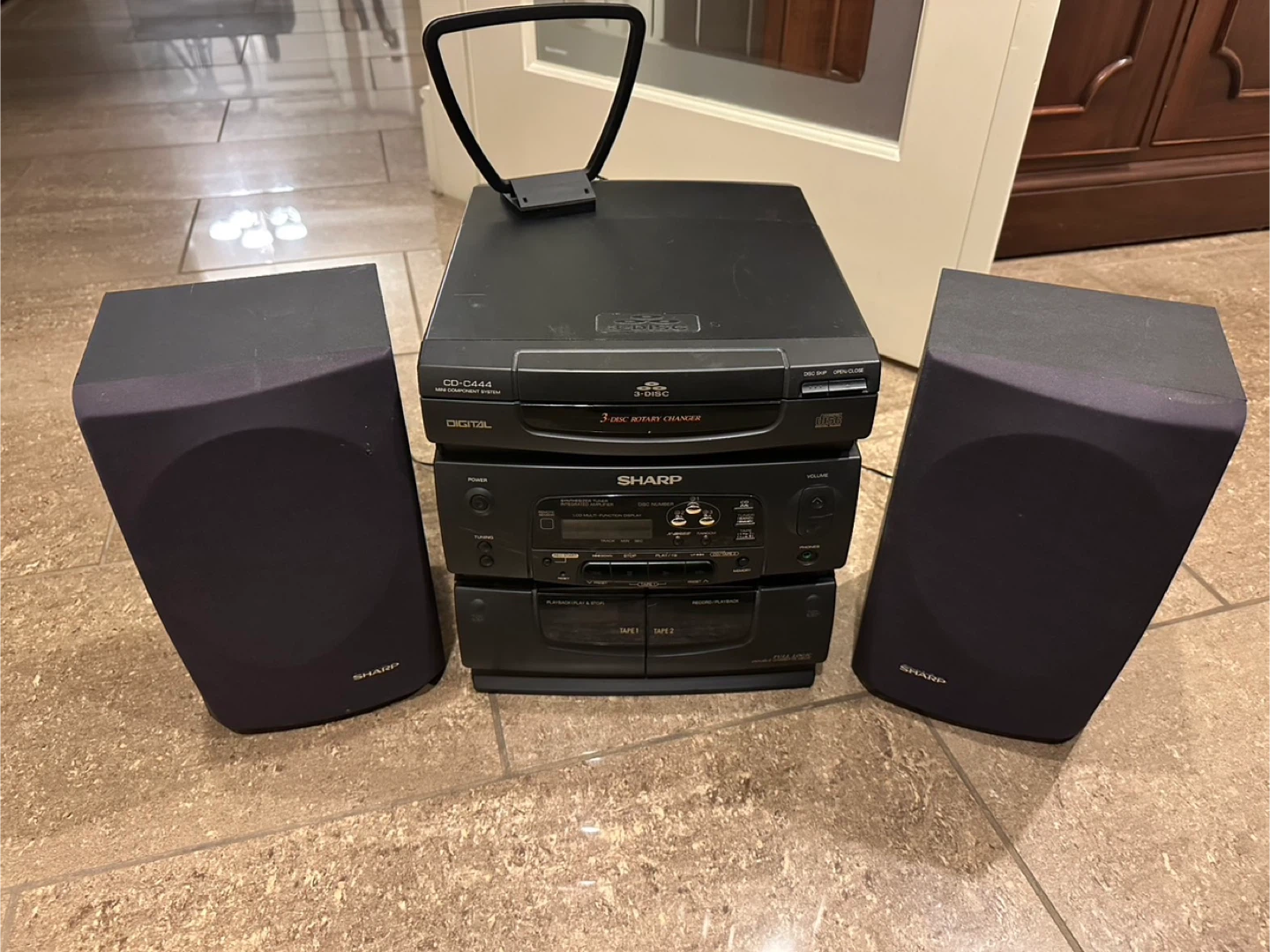 Sharp Stereo System CD-C444