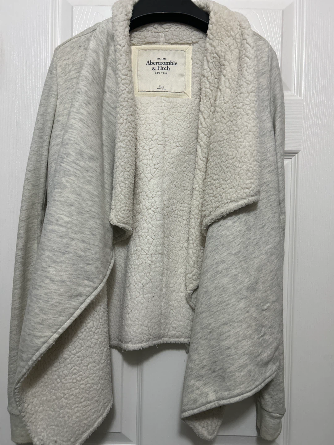 Abercrombie & Fitch XS/S Grey Cardigan