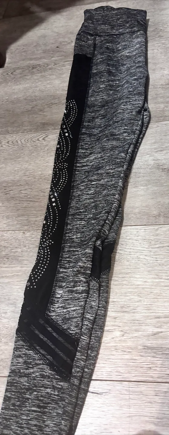 Gray & Black Embellished rhinestone Leggings image indicator(7)