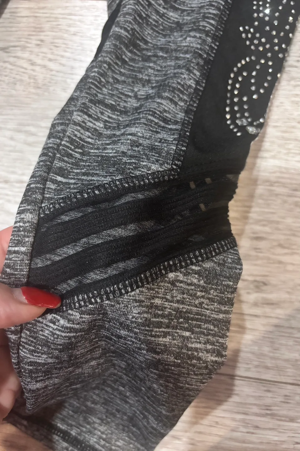 Gray & Black Embellished rhinestone Leggings image indicator(9)