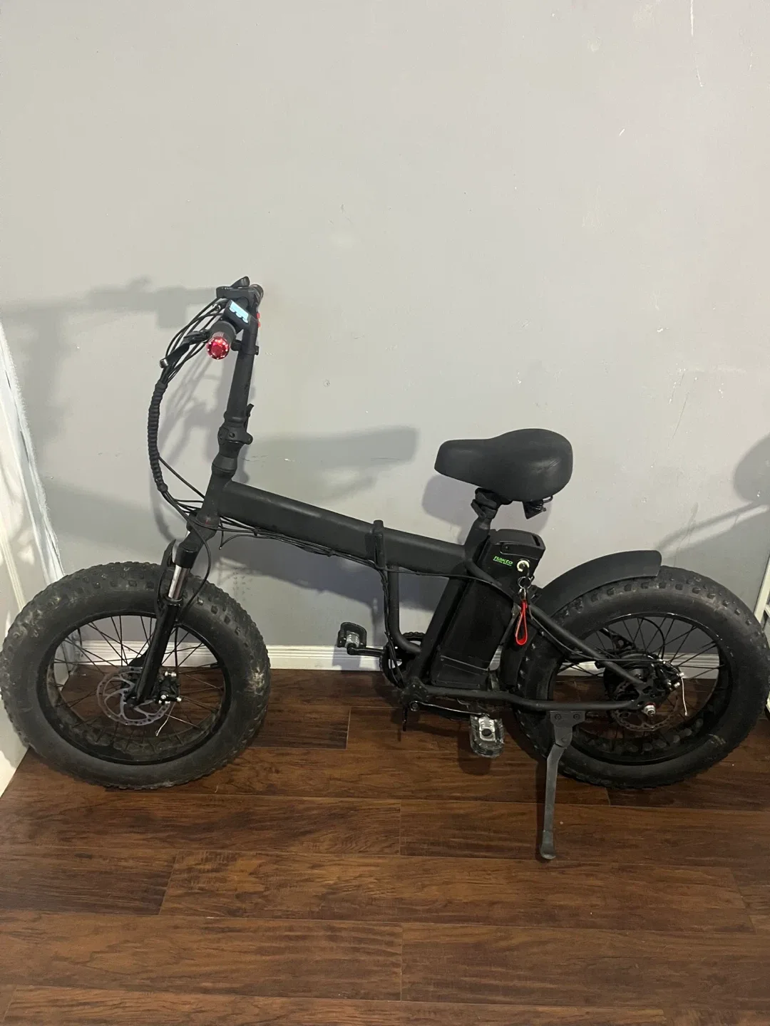 Nakto Electric Fat Tire Bike - panted Black image indicator(2)