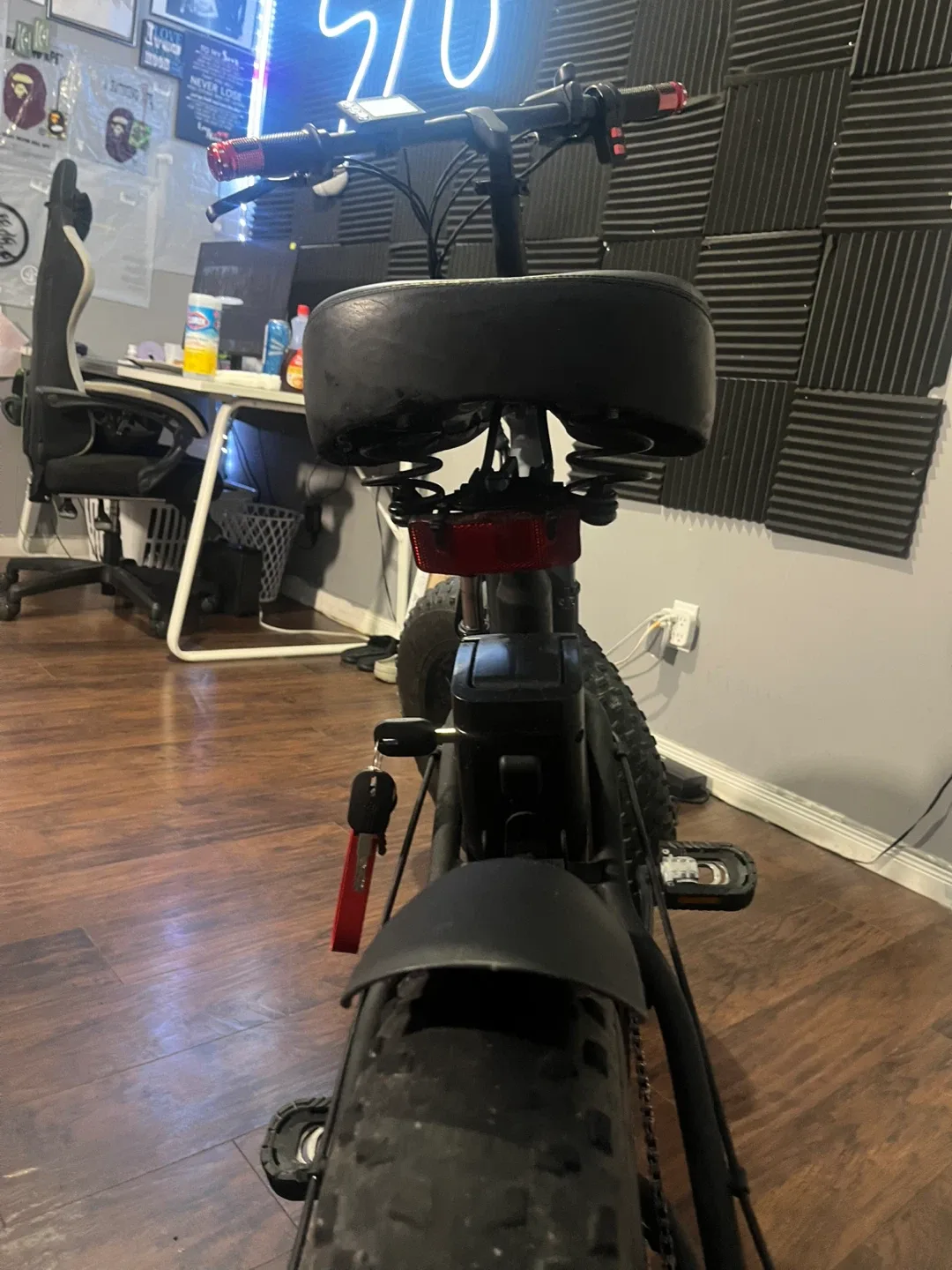 Nakto Electric Fat Tire Bike - panted Black image indicator(6)