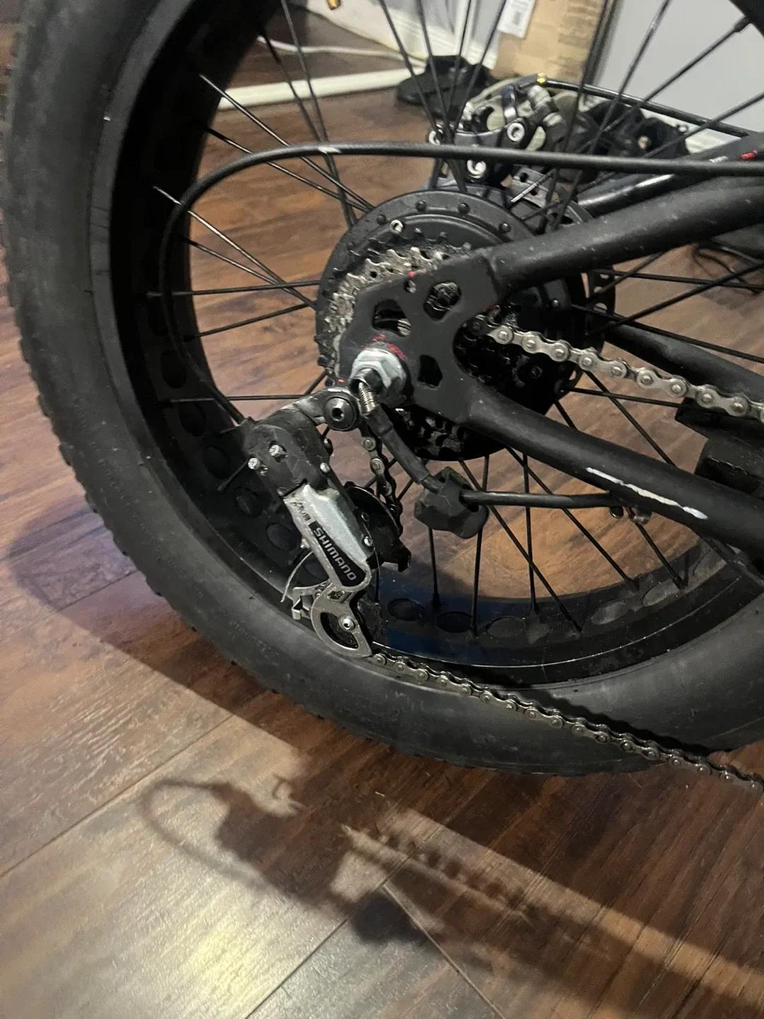 Nakto Electric Fat Tire Bike - panted Black image indicator(8)