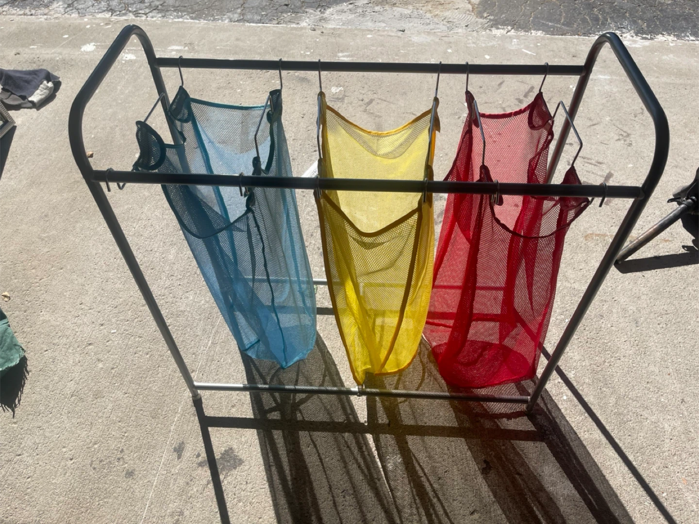Laundry Sorter with 3 Mesh Bags