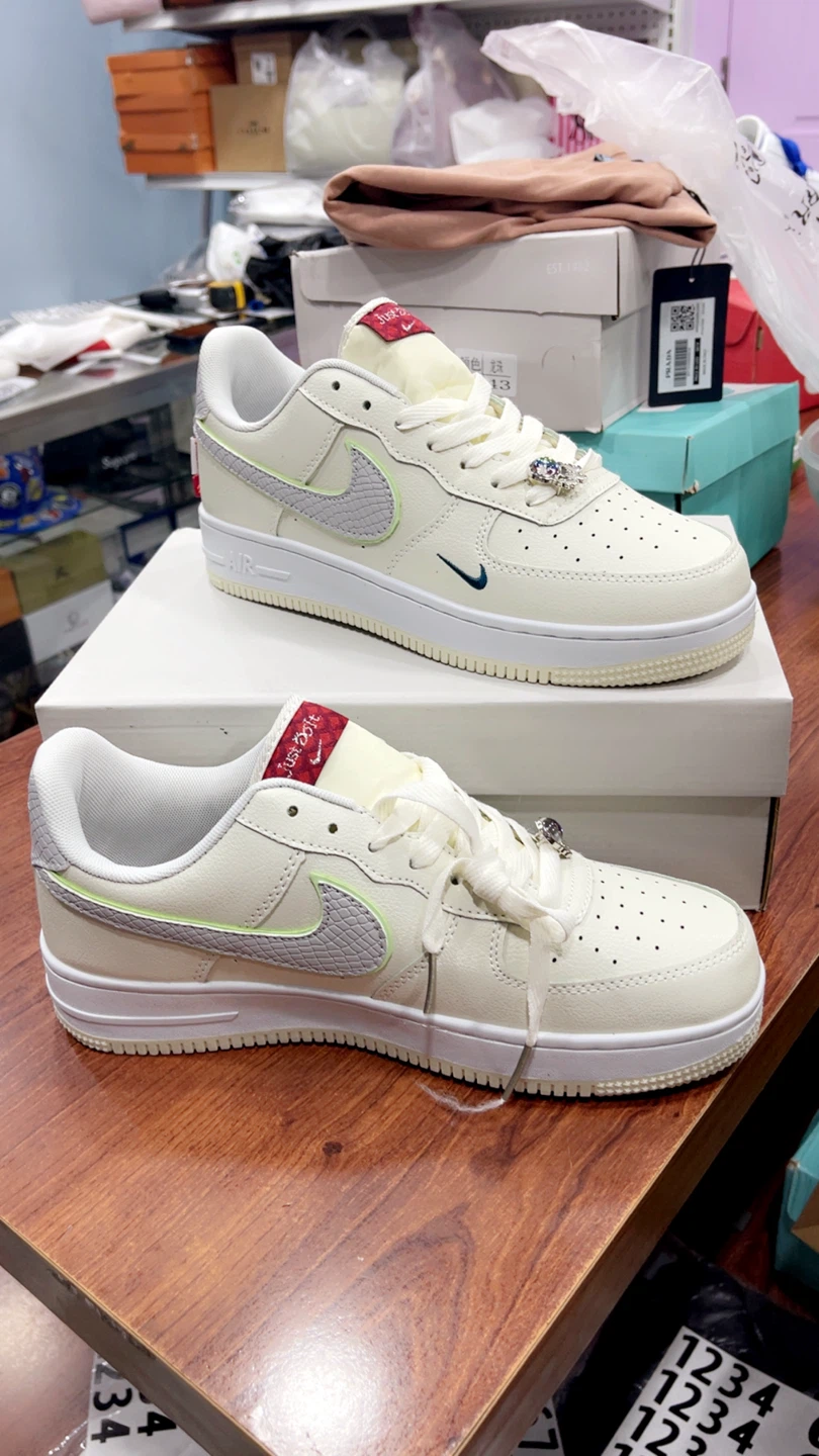 Nike Air Force 1 Low '07 LX Bling Sneakers - photo 5