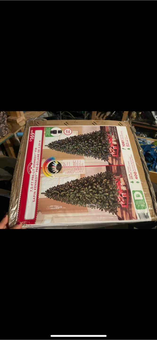 7.5-ft Pre-Lit Kennedy Fir Artificial Christmas Tree