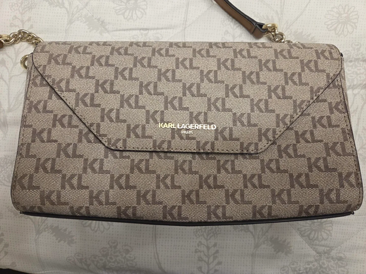 Karl Lagerfeld Paris Crossbody Bag thumbnail