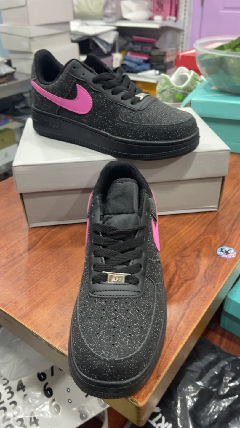 Nike Air Force 1 Black/Pink image indicator(4)