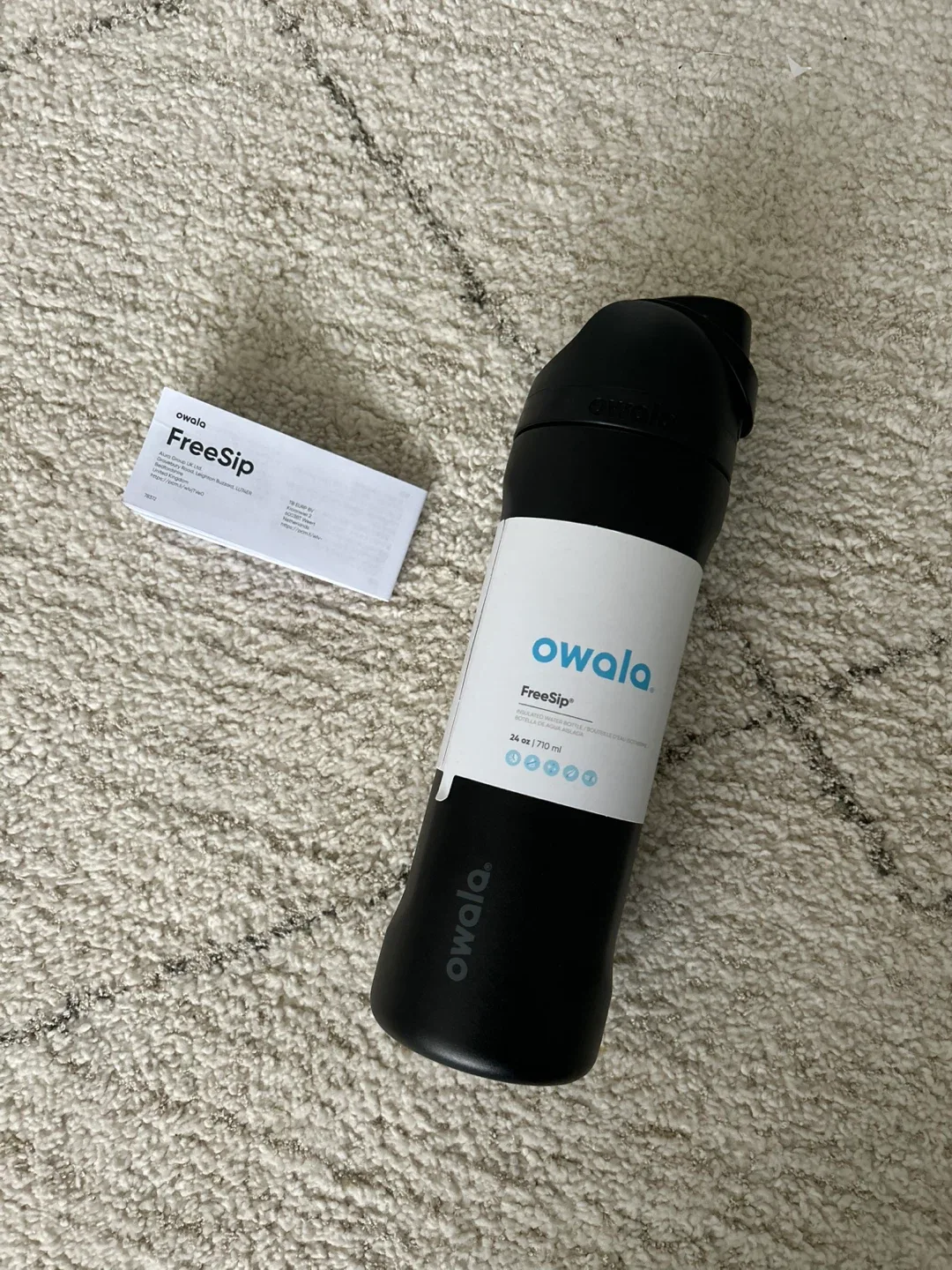 Owala FreeSip 24oz Water Bottle - Black image indicator(2)