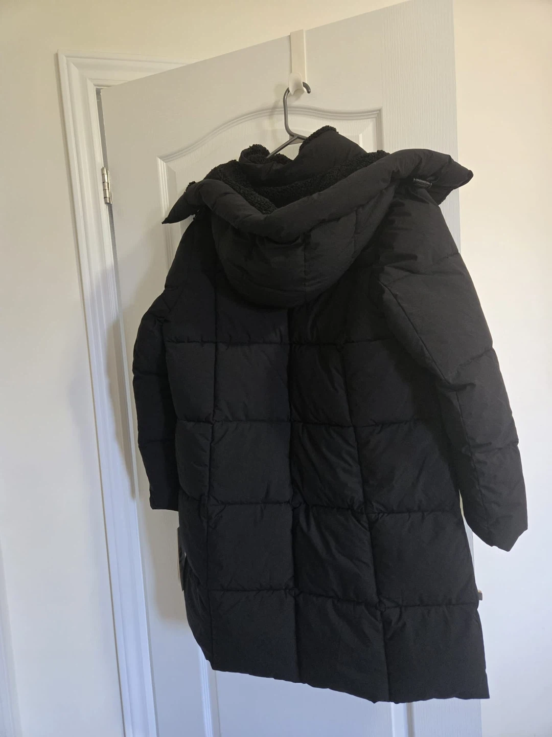 Calvin klein Women’s winter jacket size L (Brand New) - photo 2