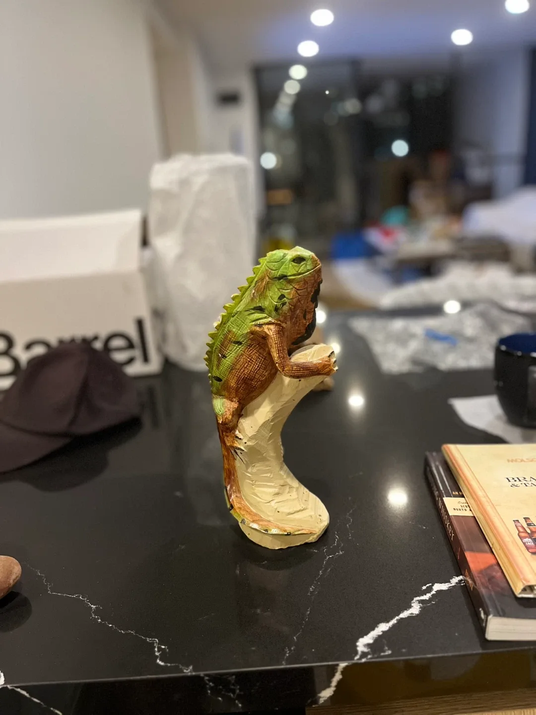 Iguana Stone Figurine image indicator(3)