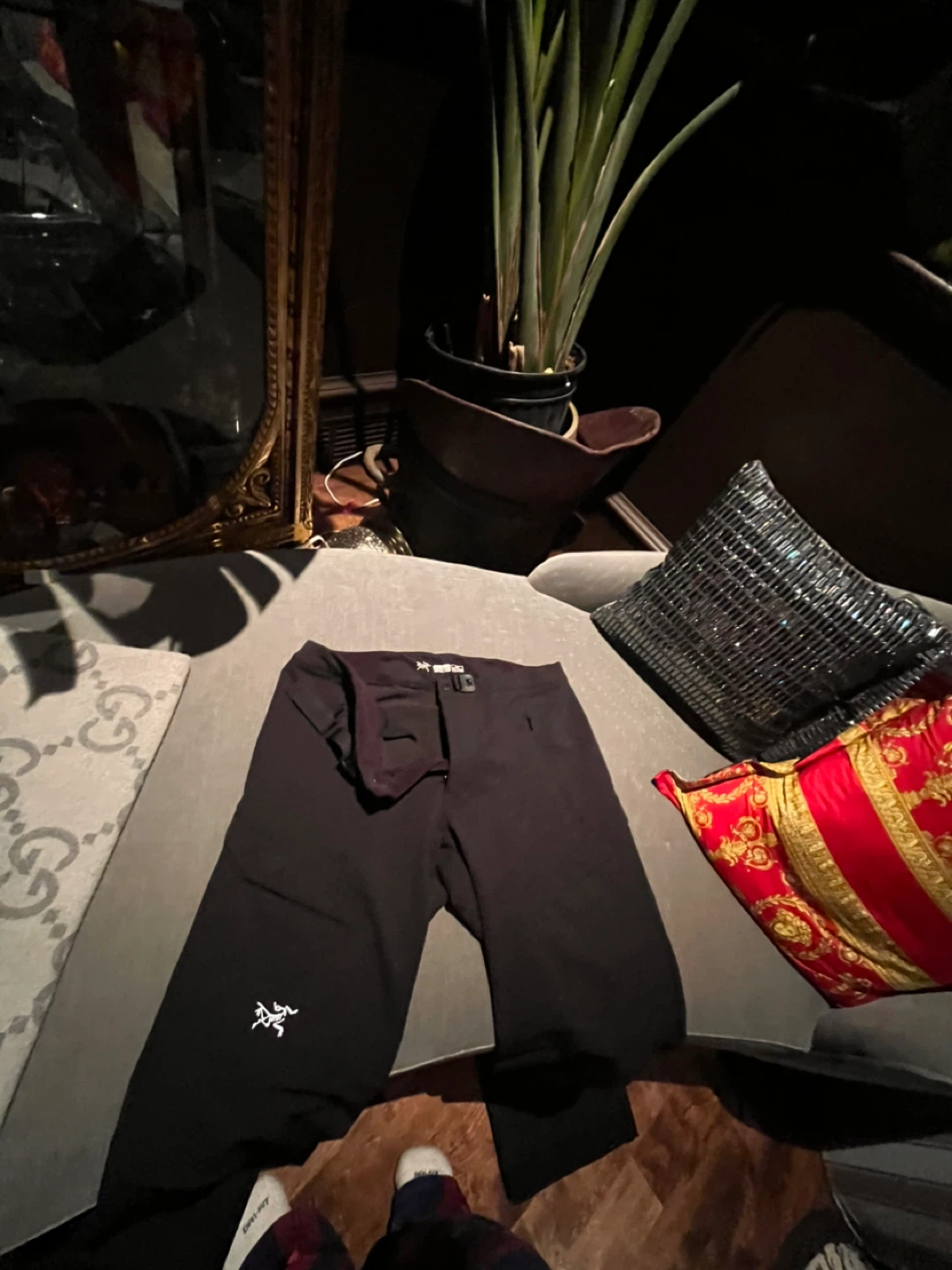 Arc'teryx black snow pants - photo 4