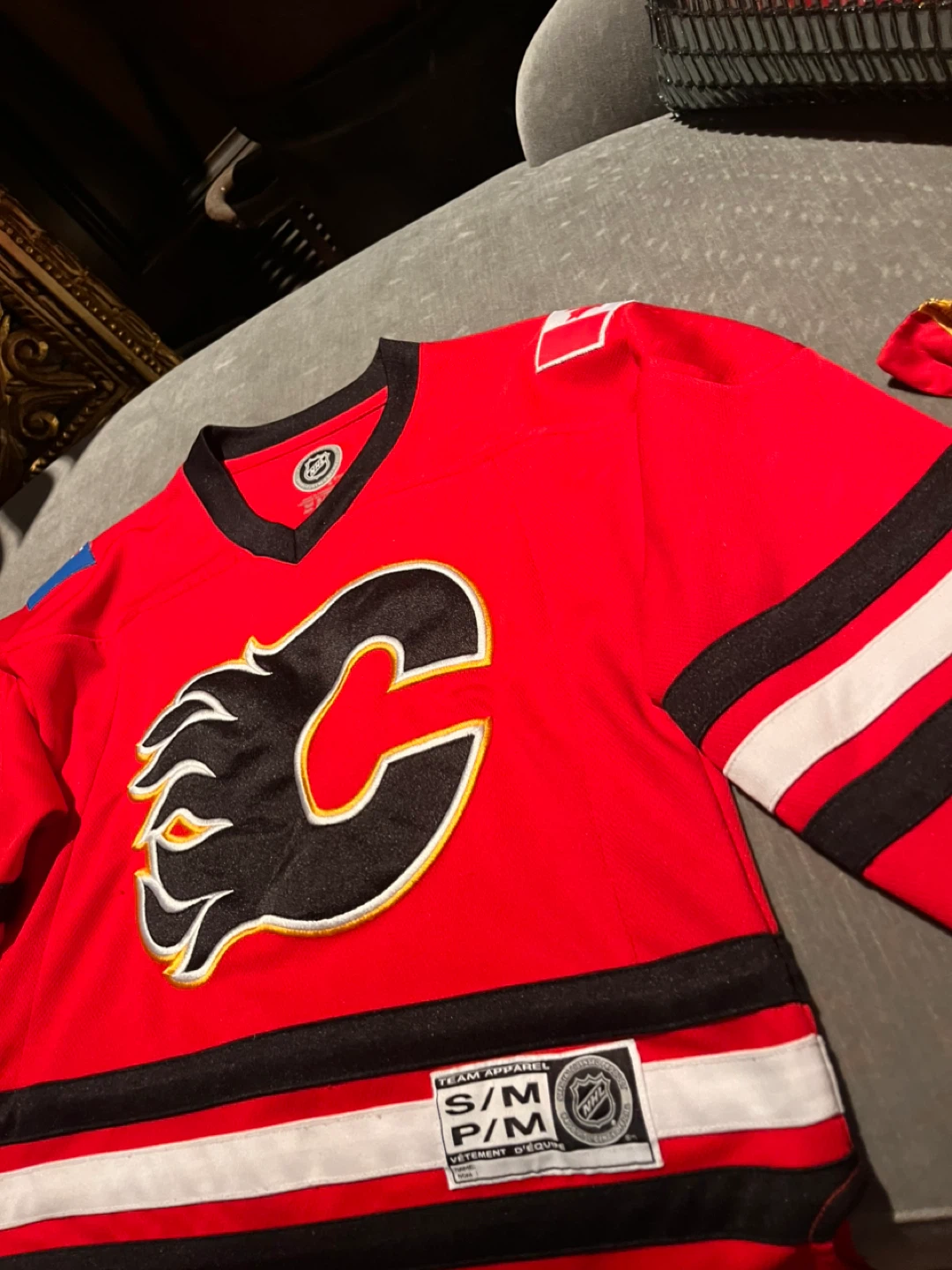 Calgary Flames NHL Jersey - Size S/M - photo 4