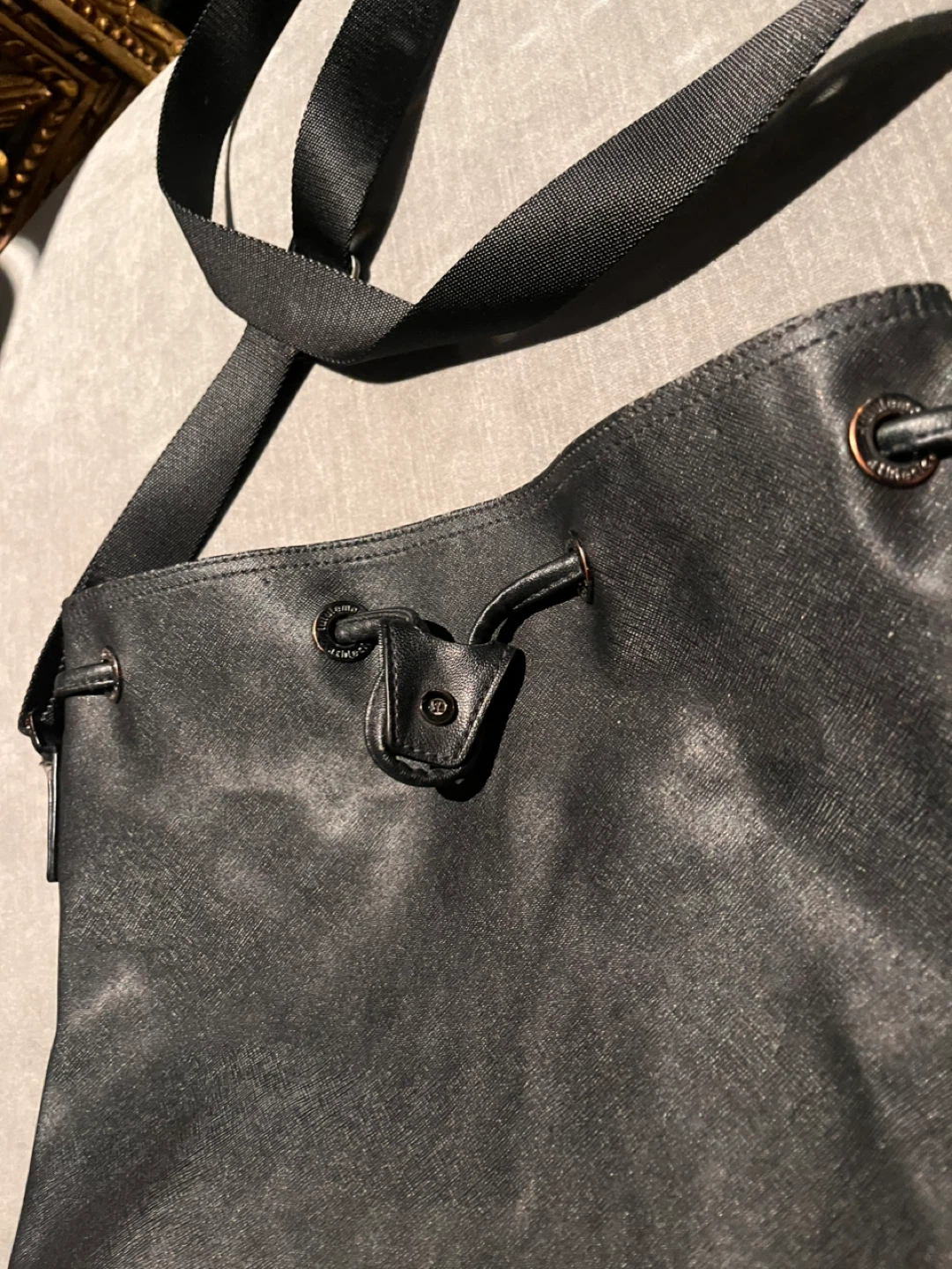 Black Leather Bucket Bag from lululemon - photo 3