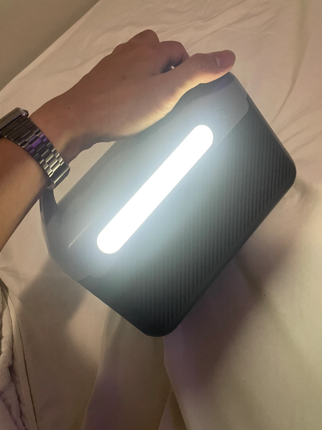 Daranener Portable Power Station (Like New) - photo 4