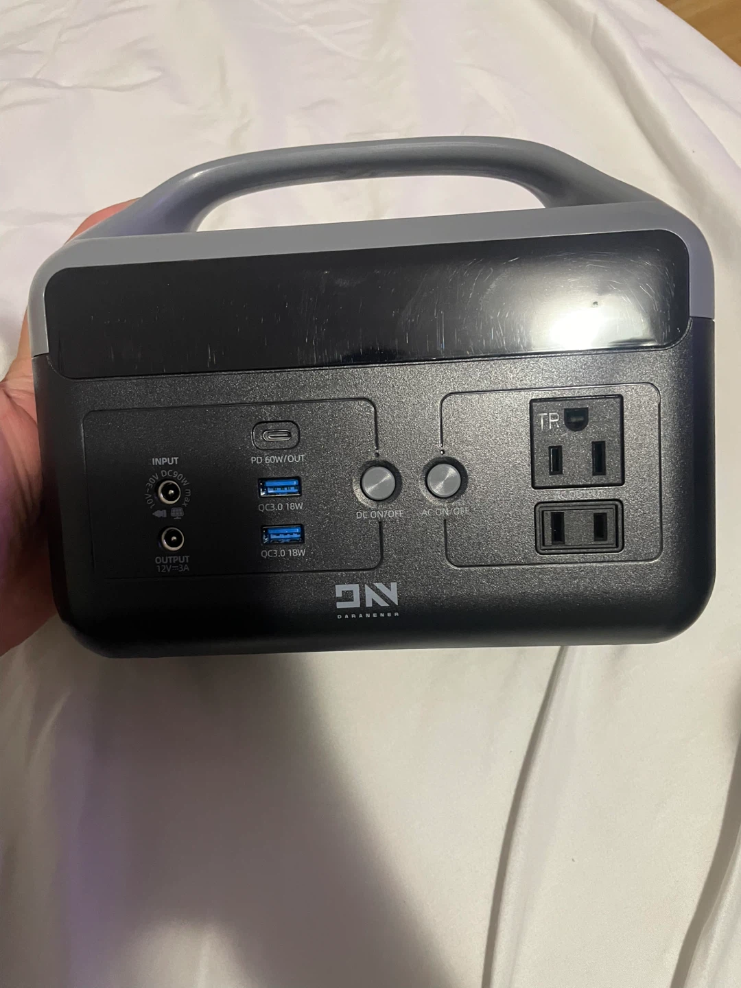 Daranener Portable Power Station (Like New)