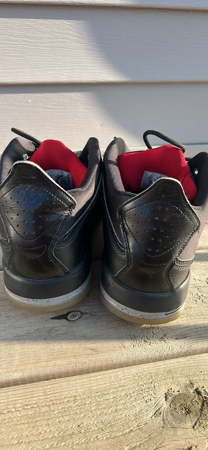 Jordan Lift Off Black/Red Sneakers image indicator(3)