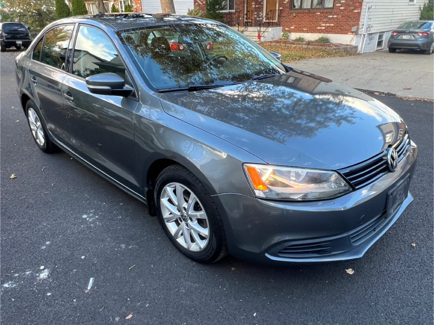 2012 Volkswagen Jetta Sedan image indicator(2)