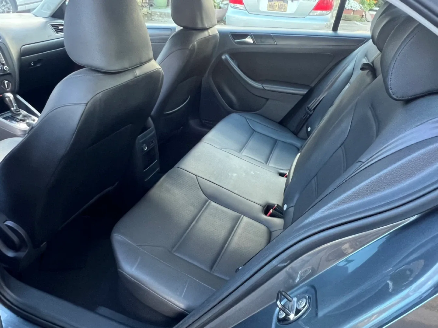 2012 Volkswagen Jetta Sedan image indicator(8)