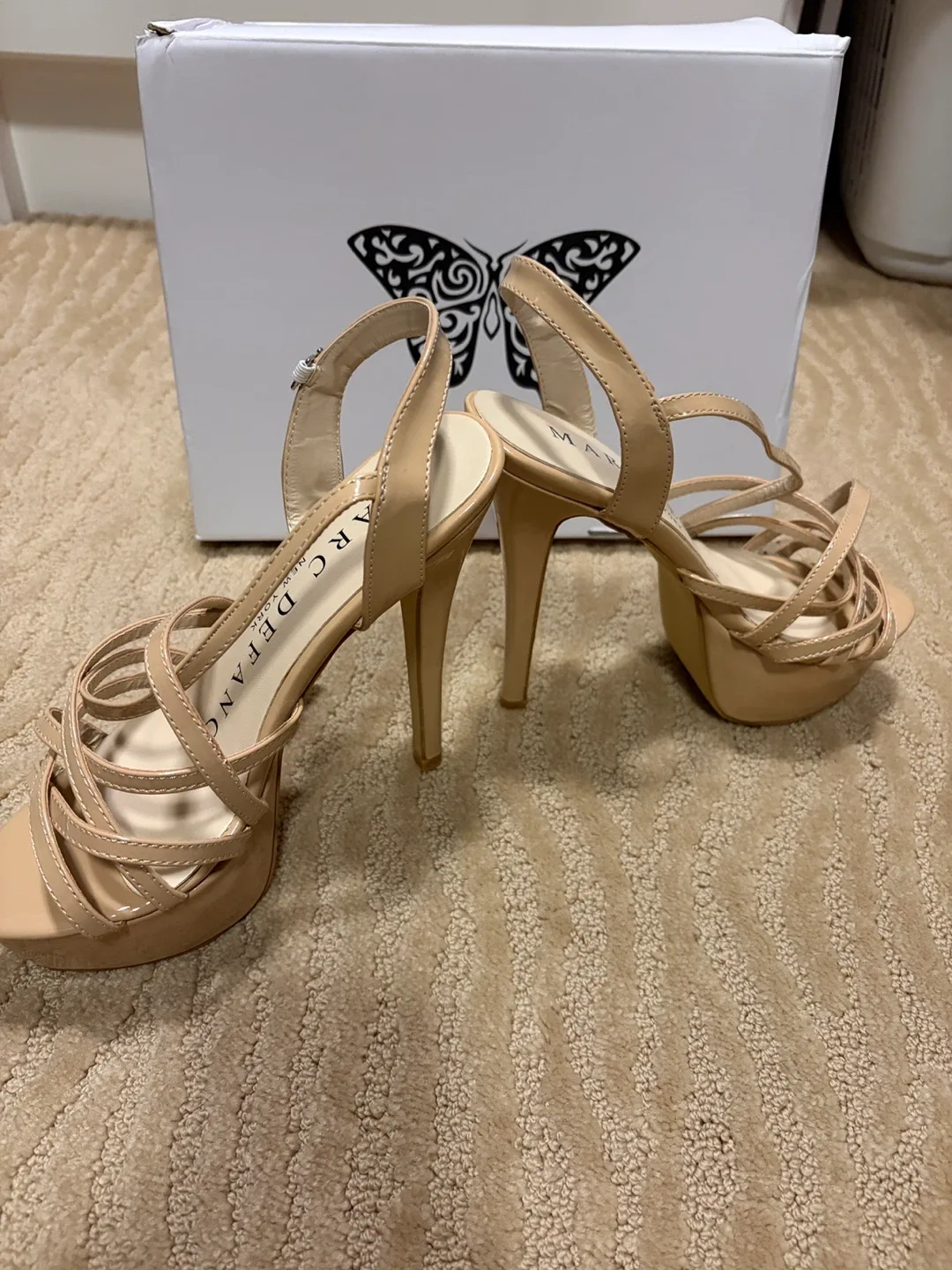 Marc Defang tops Heels - brand new 6.5 image indicator(9)