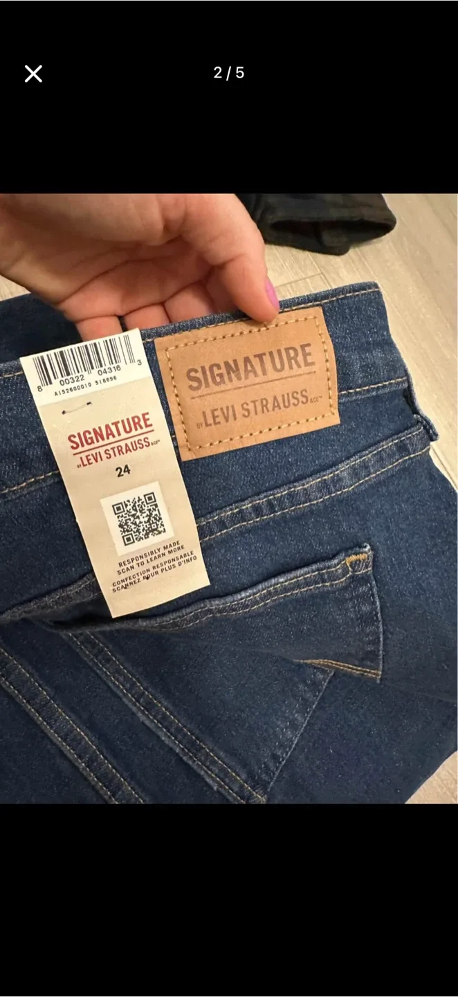 Signature by Levi Strauss & Co. Jeans - Size 24