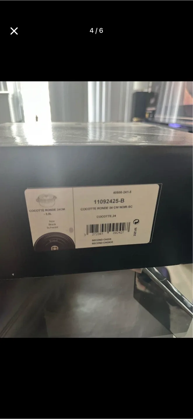 Staub Cocotte Ronde 24cm Black with Box image indicator(5)