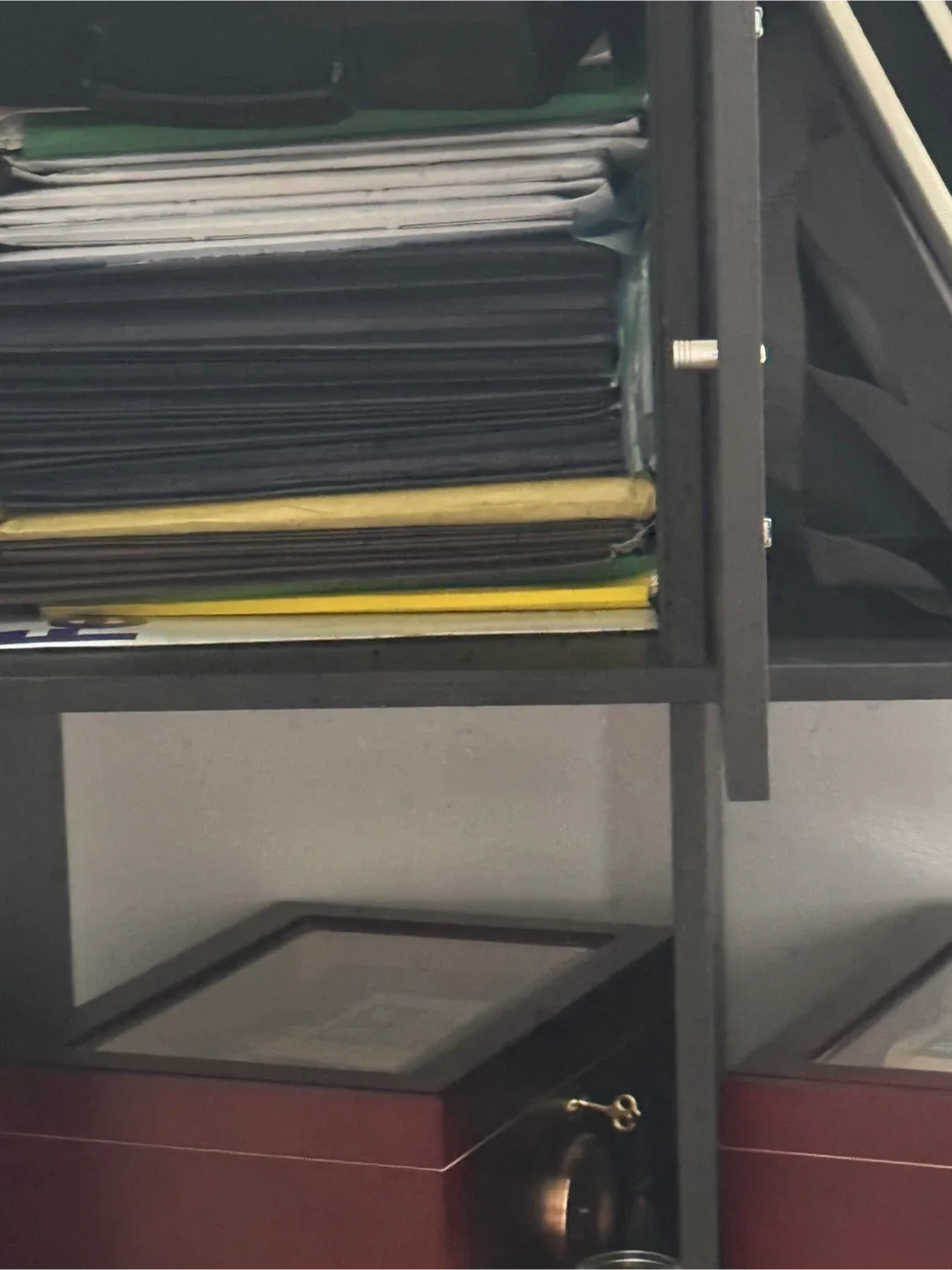 Black Shelf Unit image indicator(3)