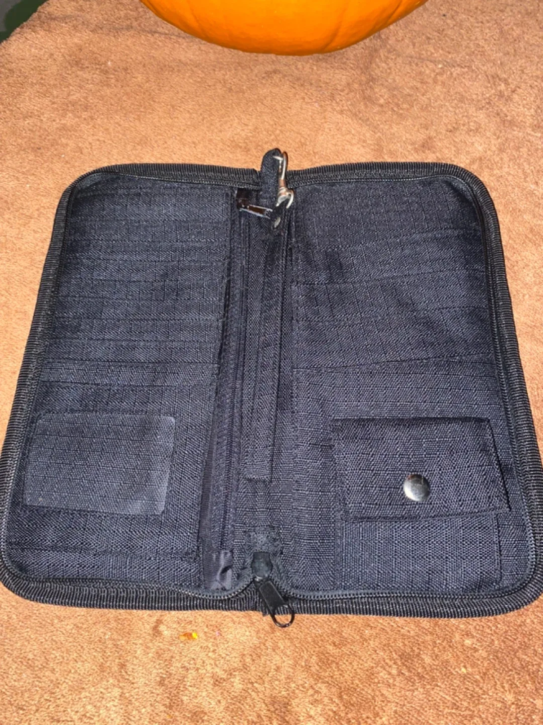 Kodiak Black Wallet image indicator(2)